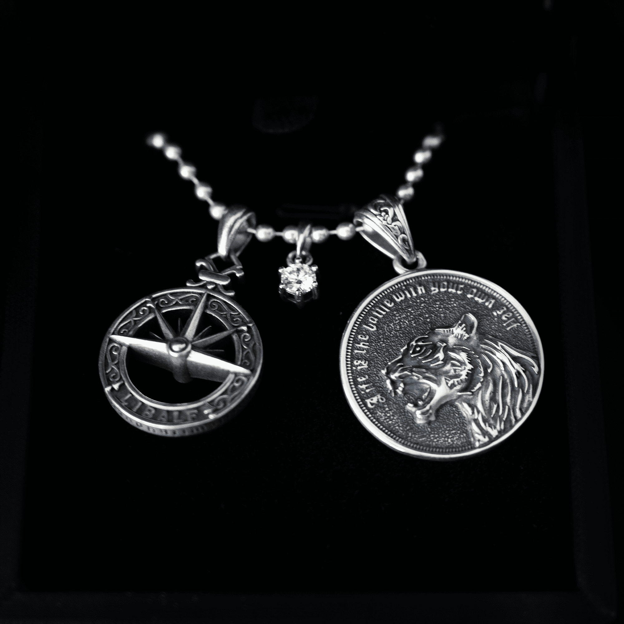 LIBALF モアサナイトネックレス　トライアングル MOISSANITE NECKLACE –TRIANGLE–