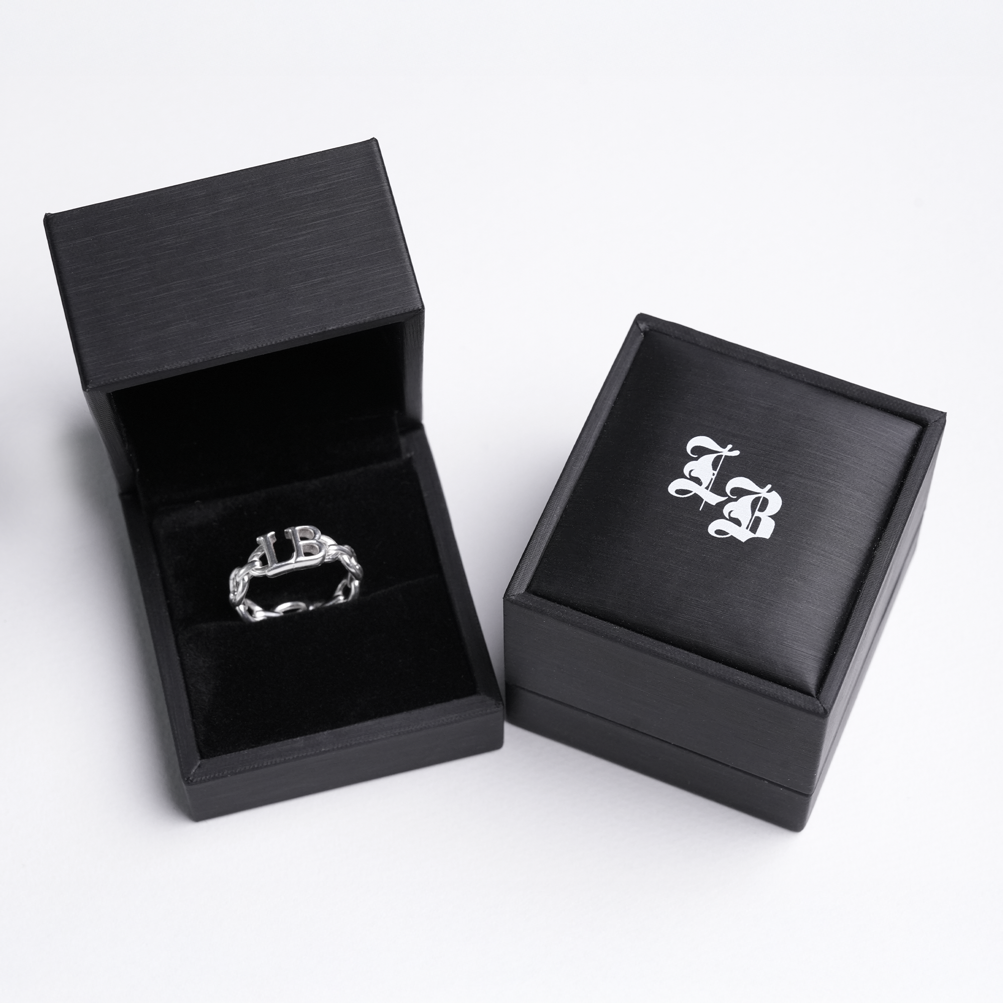 ADJUSTABLE CHAIN RING