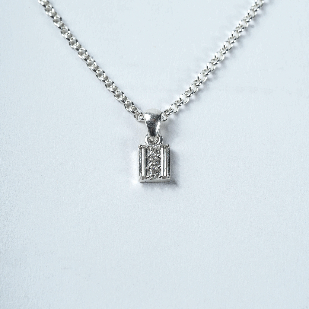 MOISSANITE NECKLACE –SQUARE–